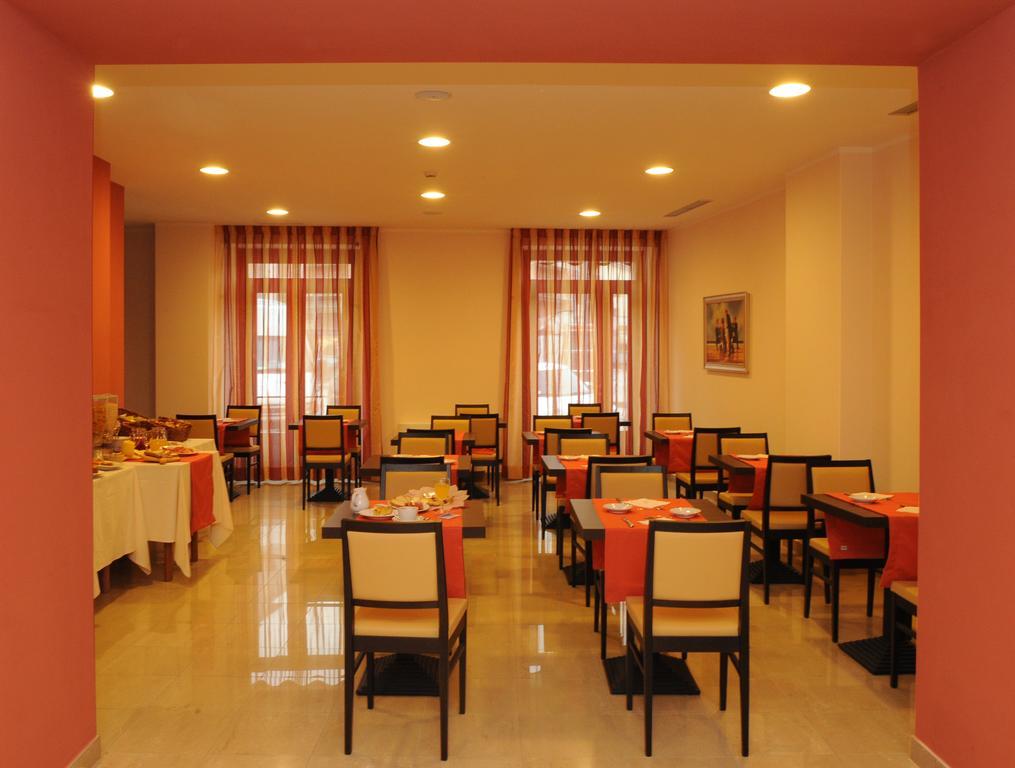 Hotel Cavour Rieti Exterior photo